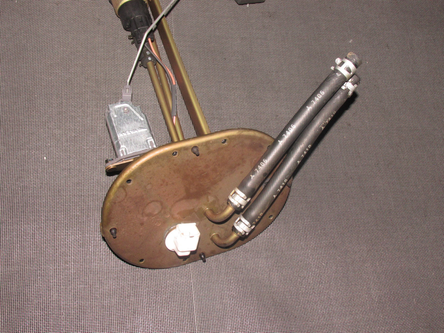 94 95 96 97 Mazda Miata OEM Fuel Pump & Sending Unit Assembly