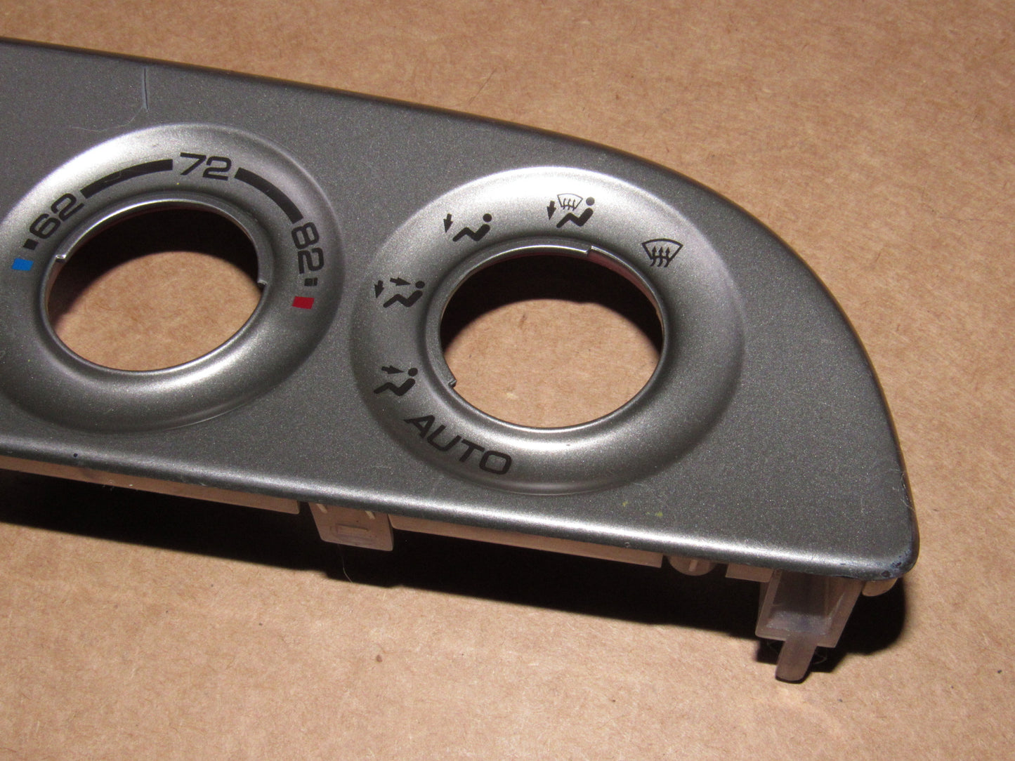 02 03 04 05 06 Acura RSX OEM Dash Climate Control Bezel Cover Trim
