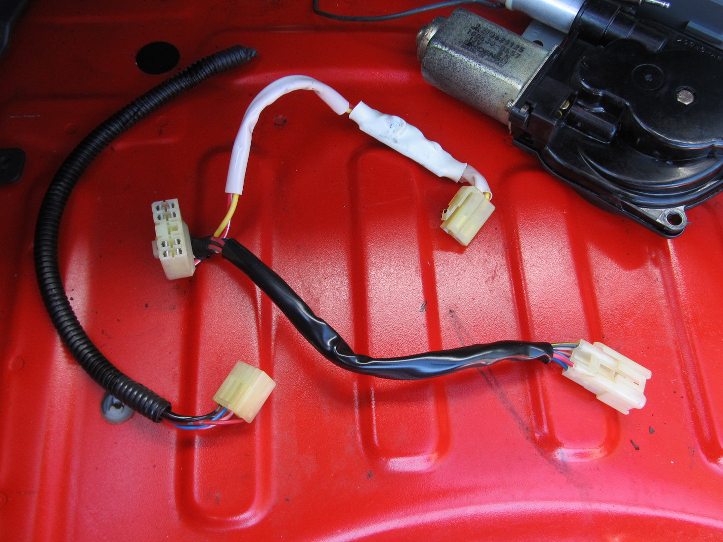 94 95 96 97 Mitsubishi 3000GT OEM Antenna & Module Wiring Harness
