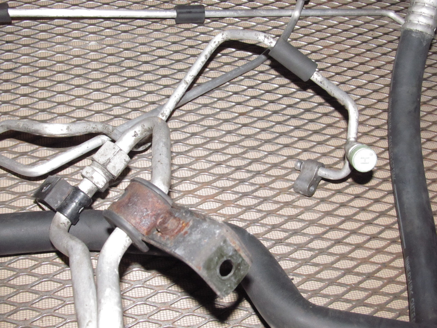 94 95 96 97 Mitsubishi 3000GT OEM A/C Fitting Hose - DOHC NA