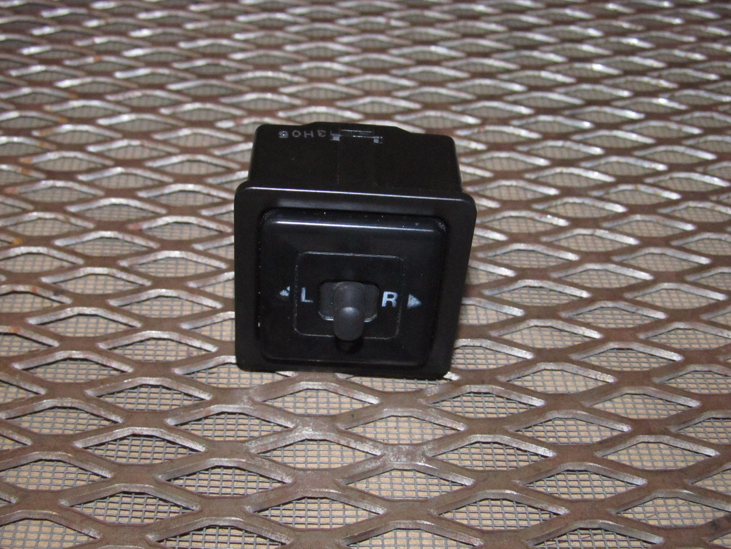 94 95 96 97 Mitsubishi 3000GT OEM Power Mirror Switch