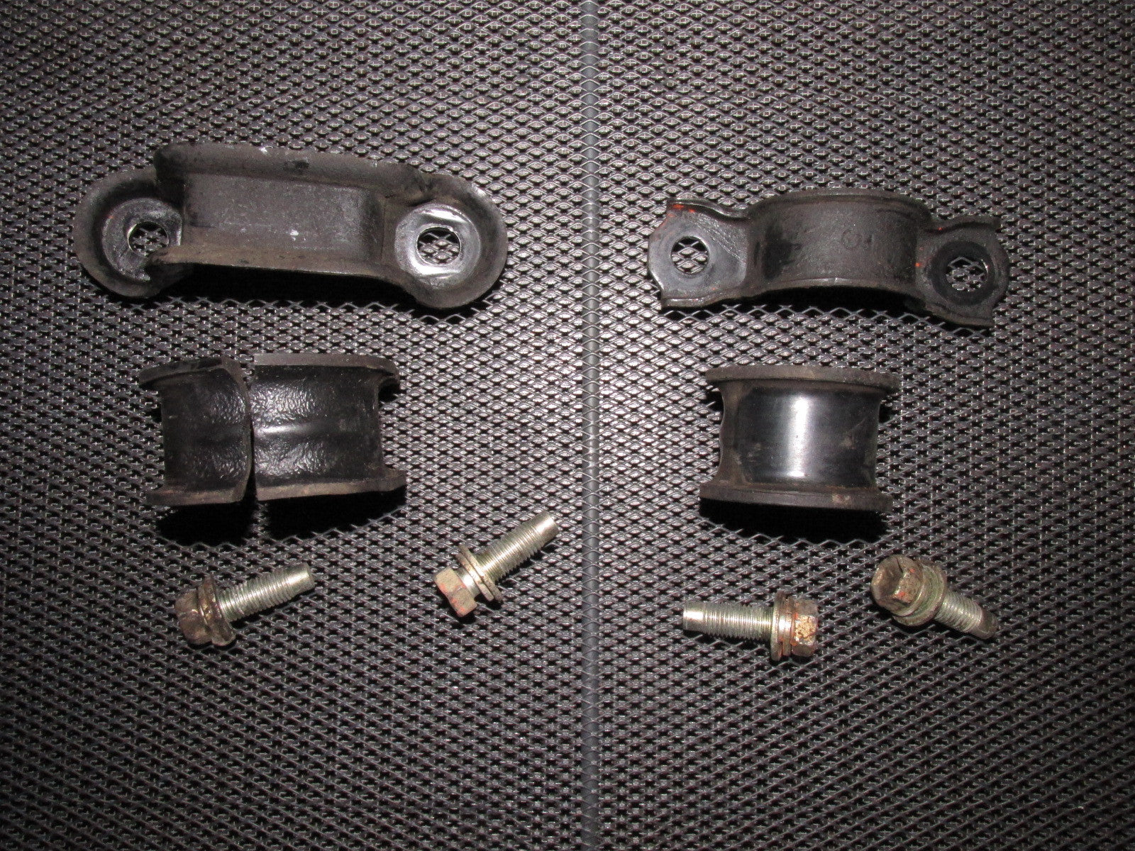 85 86 87 88 89 Toyota MR2 Steering Rack Mount Bushing & Bracket - Set