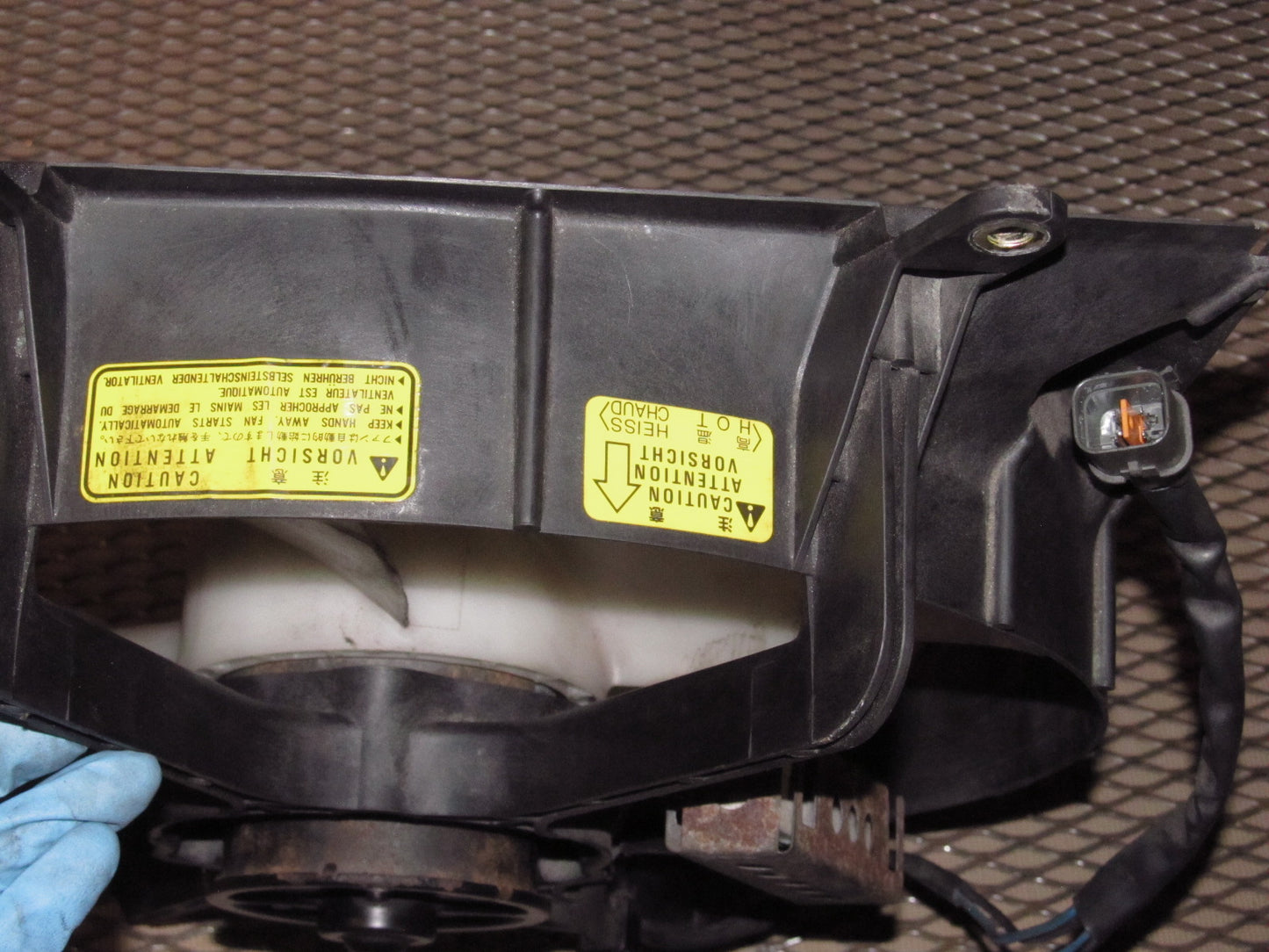 94 95 96 97 Mitsubishi 3000GT OEM A/C Condenser Fan - Right