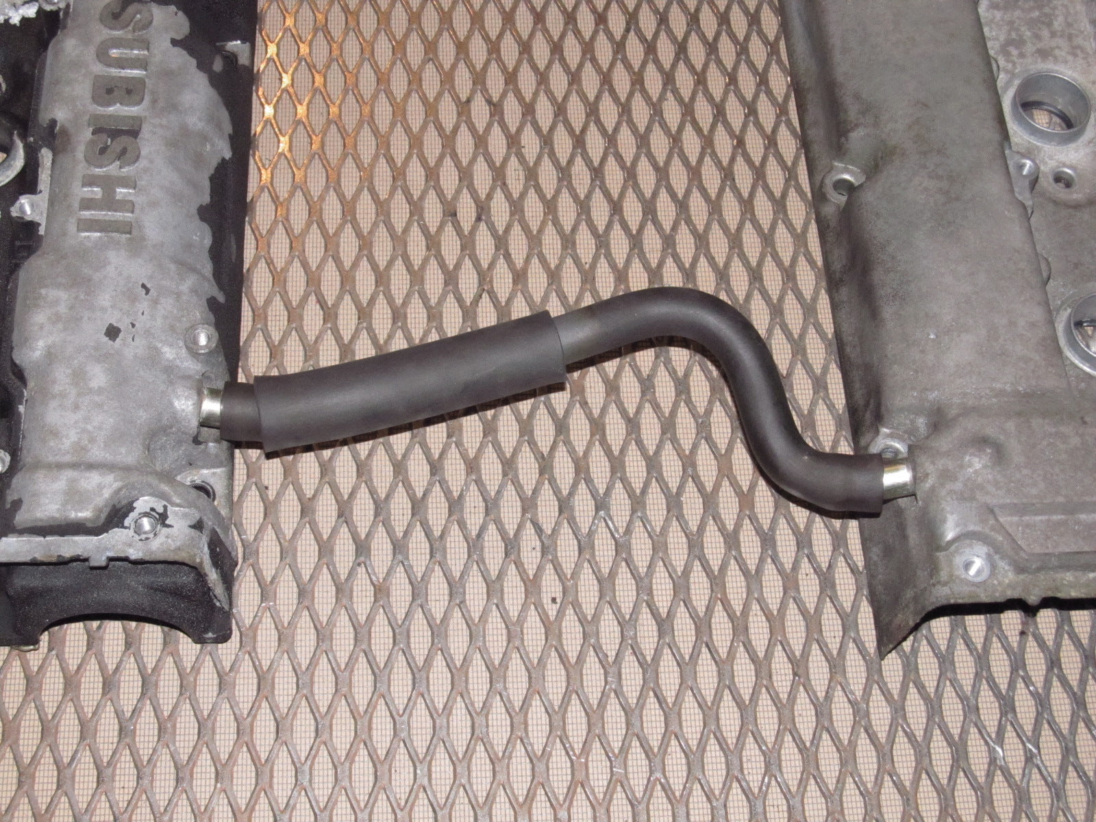 94 95 96 97 Mitsubishi 3000GT OEM Engine Valve Cover Vacuum Hose - DOHC NA