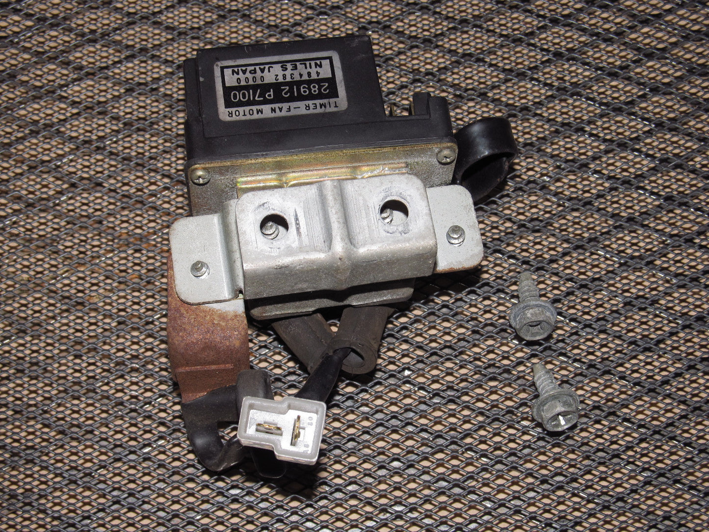 Datsun OEM Universal Relay - Timer-Fan Motor - 28912 P7100