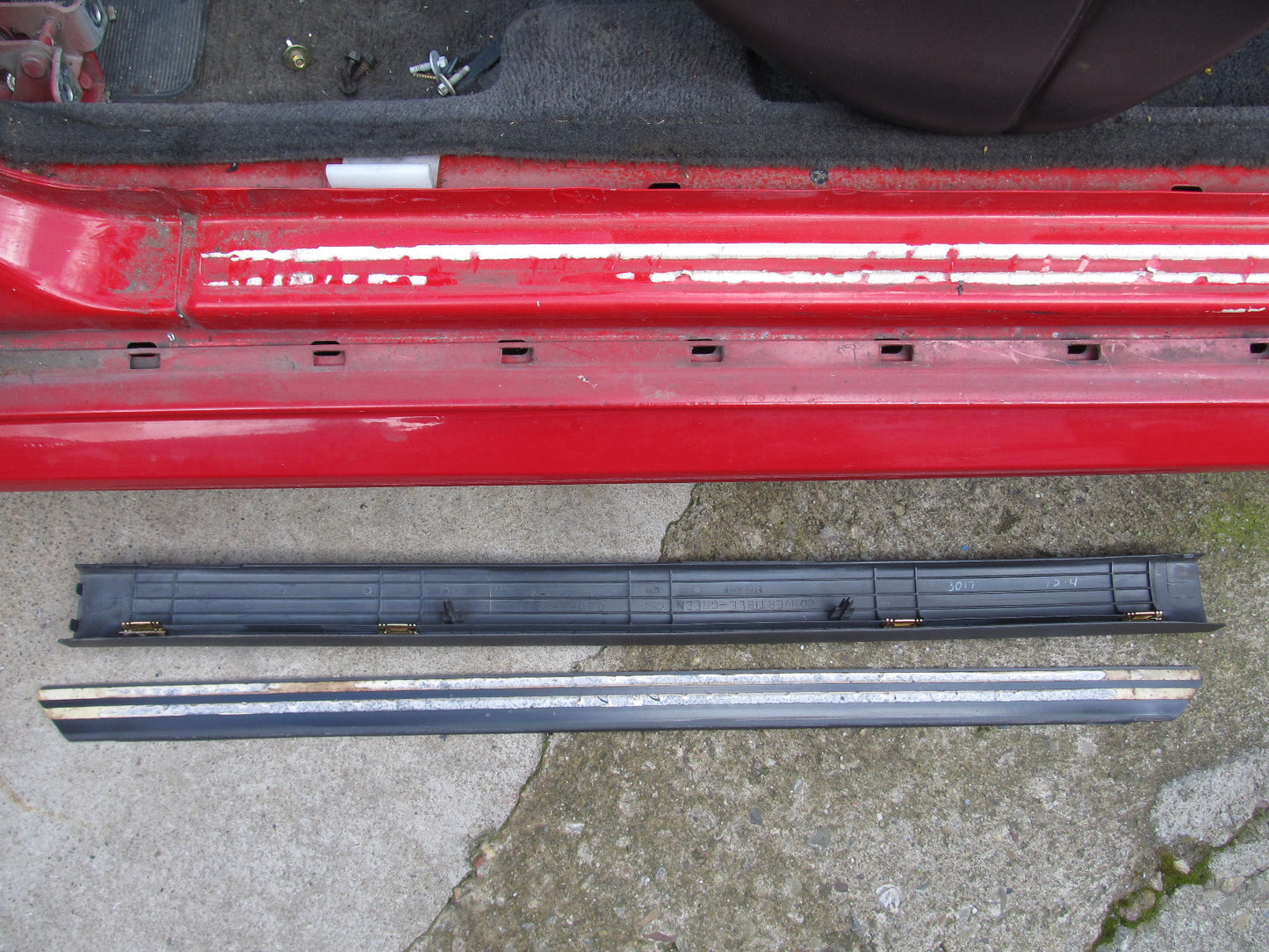 99-04 Ford Mustang OEM Door Sills - Left Set
