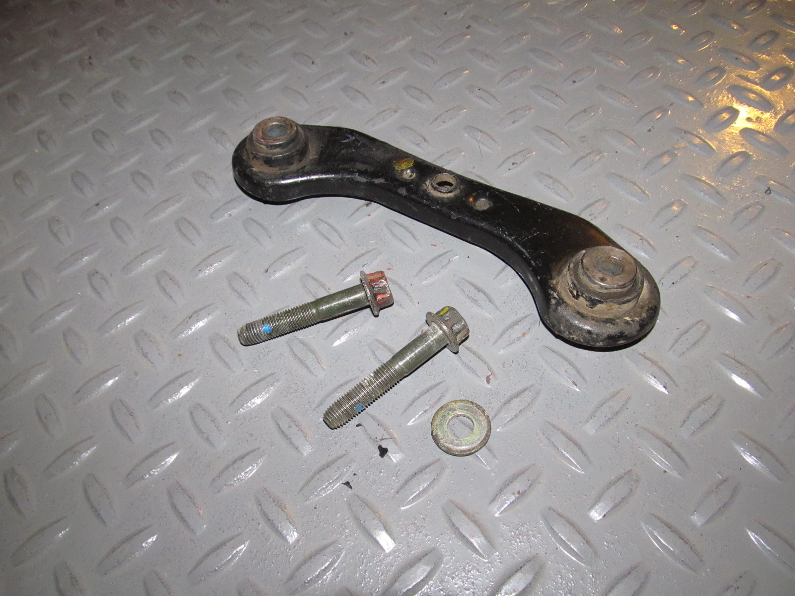 88 89 90 91 Honda CRX Rear Suspension Compensator Arm - Right