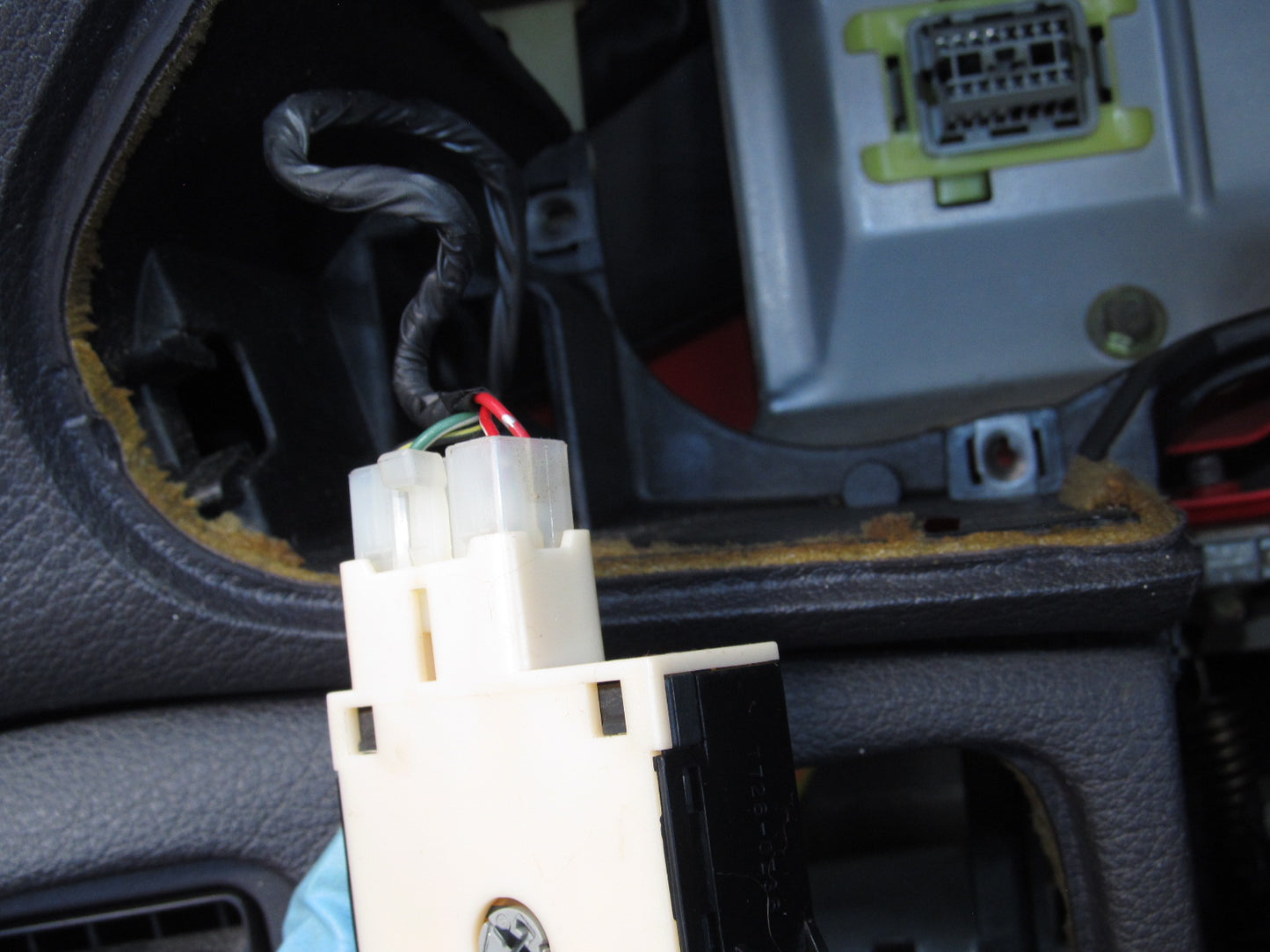 94 95 96 97 Mitsubishi 3000GT OEM Dash Fog Light Switch Pigtail Harness