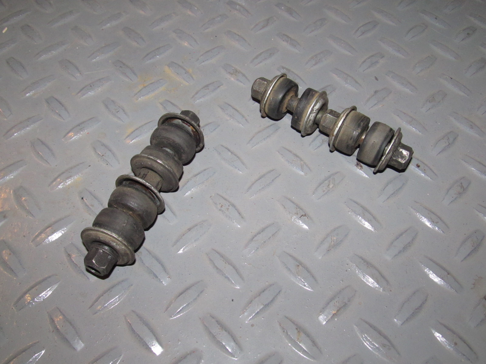 88 89 90 91 Honda CRX Front Suspension Stabilizer Link