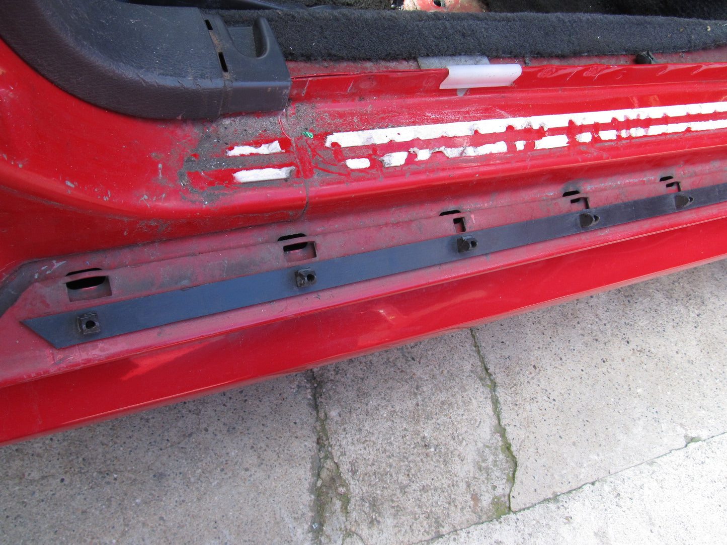 99-04 Ford Mustang OEM Door Sills Moulding - Right