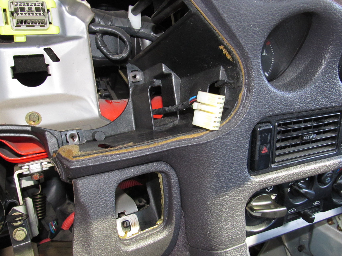 94 95 96 97 Mitsubishi 3000GT OEM Dash Rear Defroster Switch Pigtail Harness