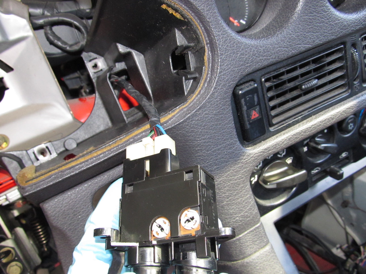 94 95 96 97 Mitsubishi 3000GT OEM Dash Rear Defroster Switch Pigtail Harness