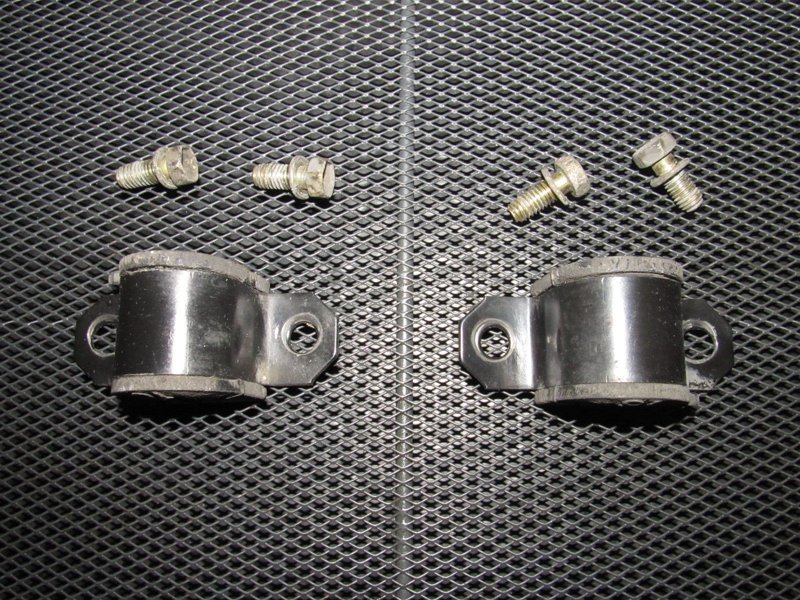 94 95 96 97 98 99 Toyota Celica OEM Convertible Rear Stabilizer Bar Mount Set