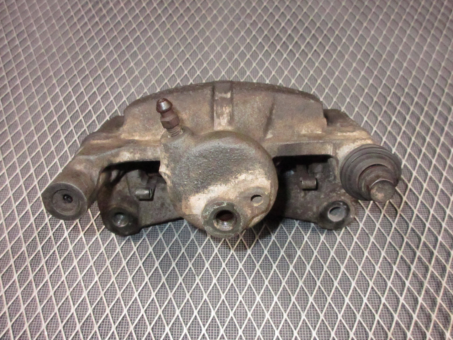 92 93 Lexus ES300 OEM Rear Brake Caliper - Right