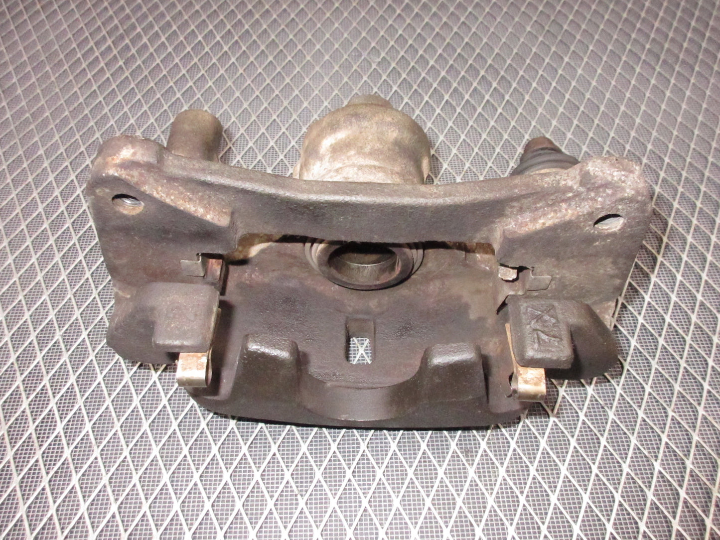 92 93 Lexus ES300 OEM Rear Brake Caliper - Right