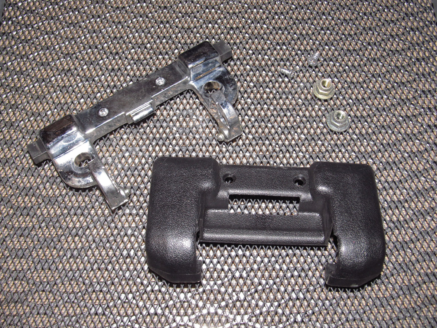 87 88 89 Toyota MR2 OEM Interior Sunroof Moonroof Latch Striker