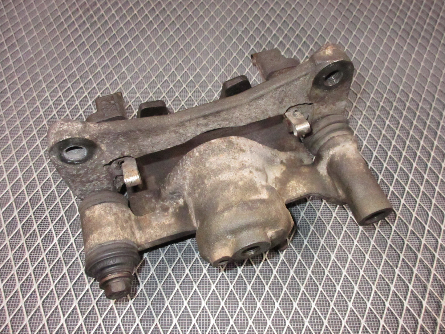 92 93 Lexus ES300 OEM Rear Brake Caliper - Right
