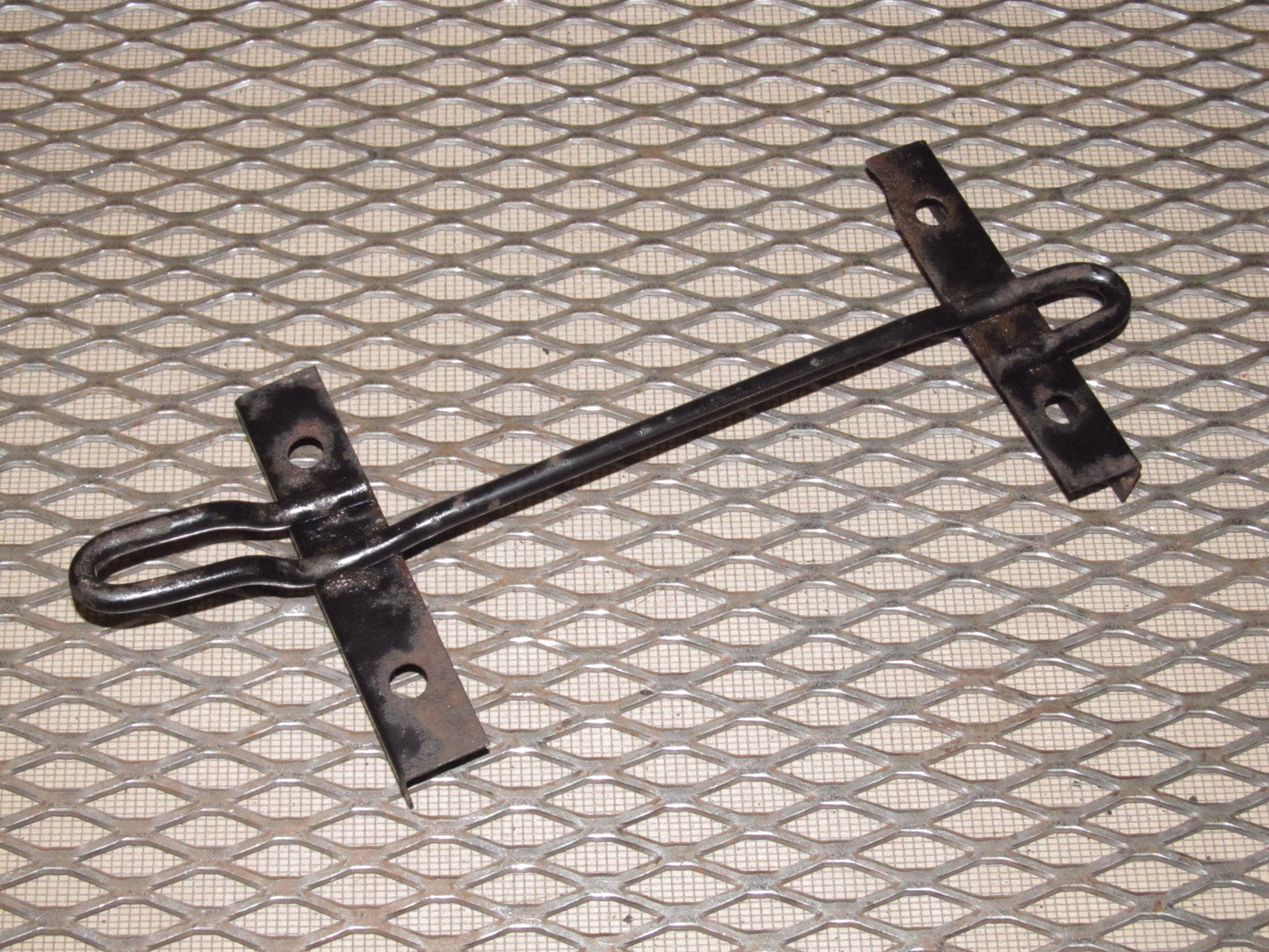 94 95 96 97 Mitsubishi 3000GT OEM Battery Lock Down Tie - DOHC NA