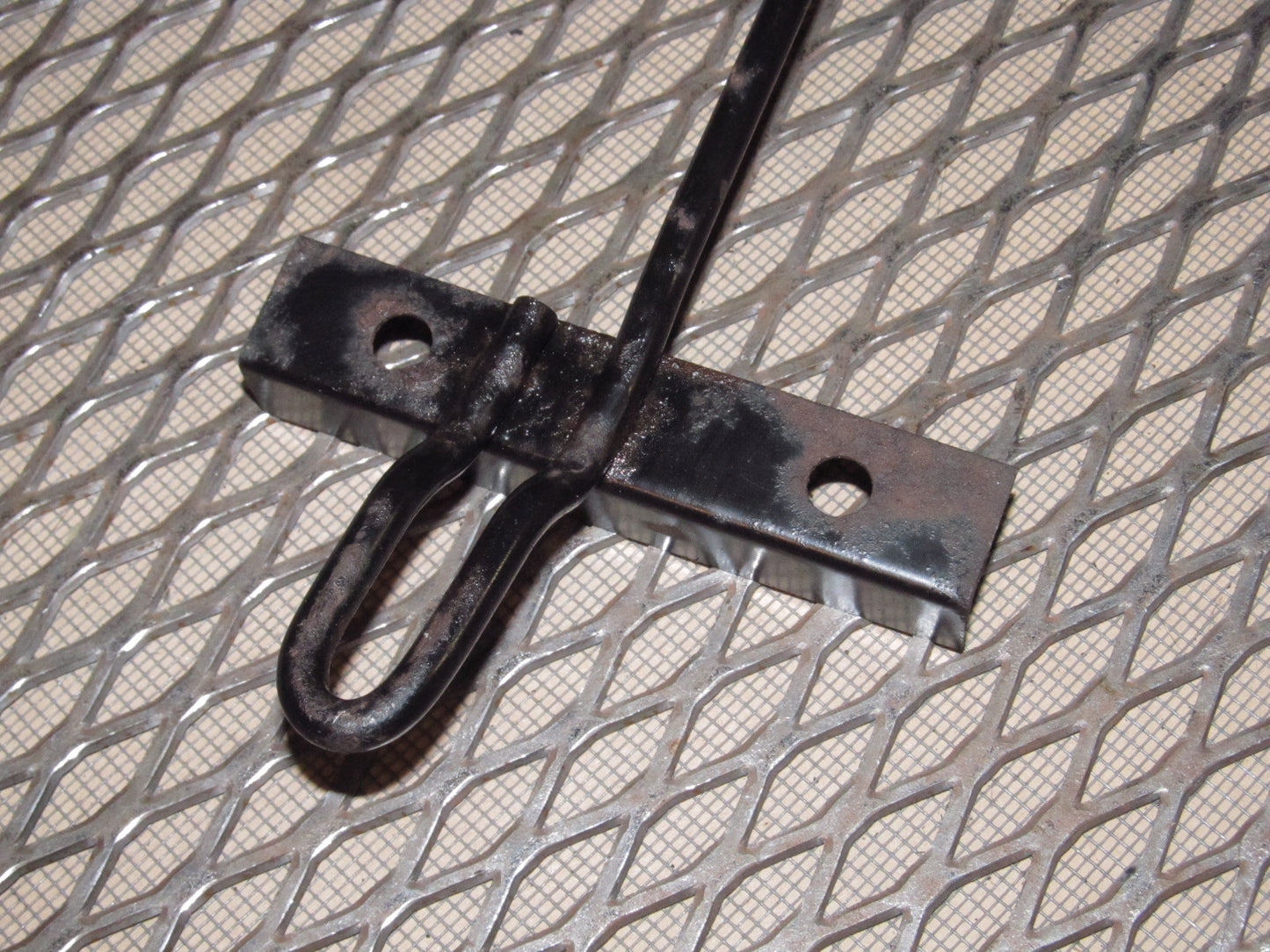 94 95 96 97 Mitsubishi 3000GT OEM Battery Lock Down Tie - DOHC NA
