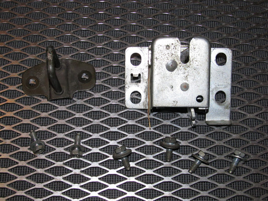 81 82 83 Datsun 280zx OEM Trunk Hatch Latch Assembly