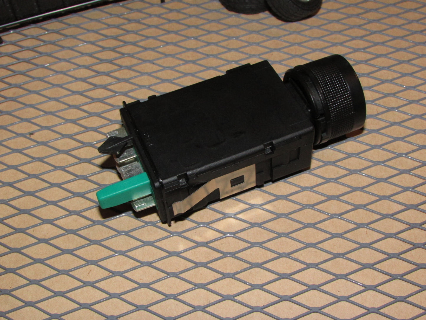 99 00 01 02 03 04 05 06 Audi TT OEM Heated Seat Switch - Left