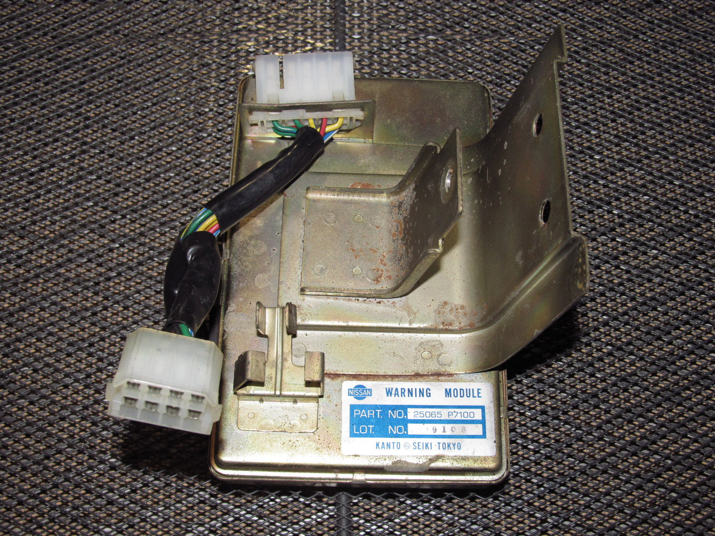 79 80 Datsun 280zx OEM Warn Module 25065 P7100