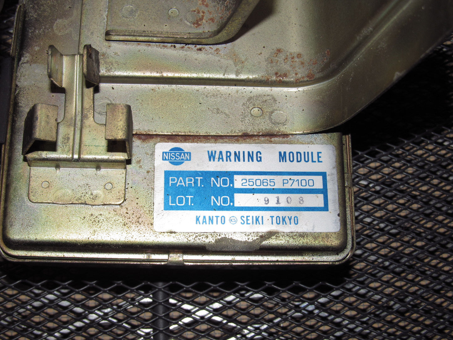 79 80 Datsun 280zx OEM Warn Module 25065 P7100