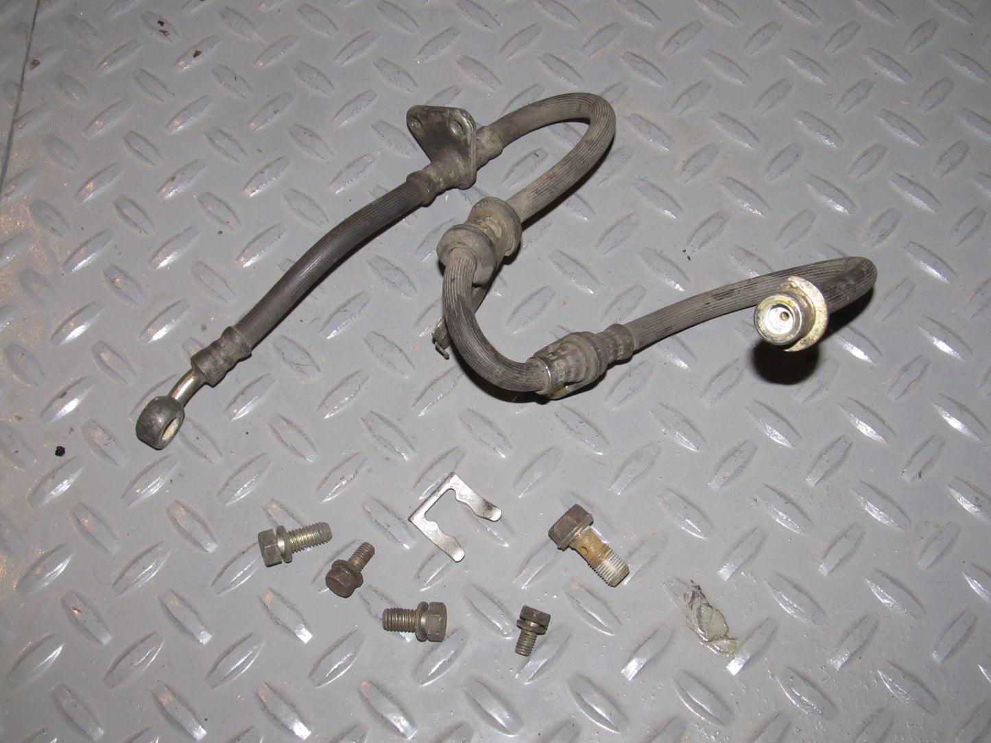 88 89 90 91 Honda CRX Front Brake Hose - Right