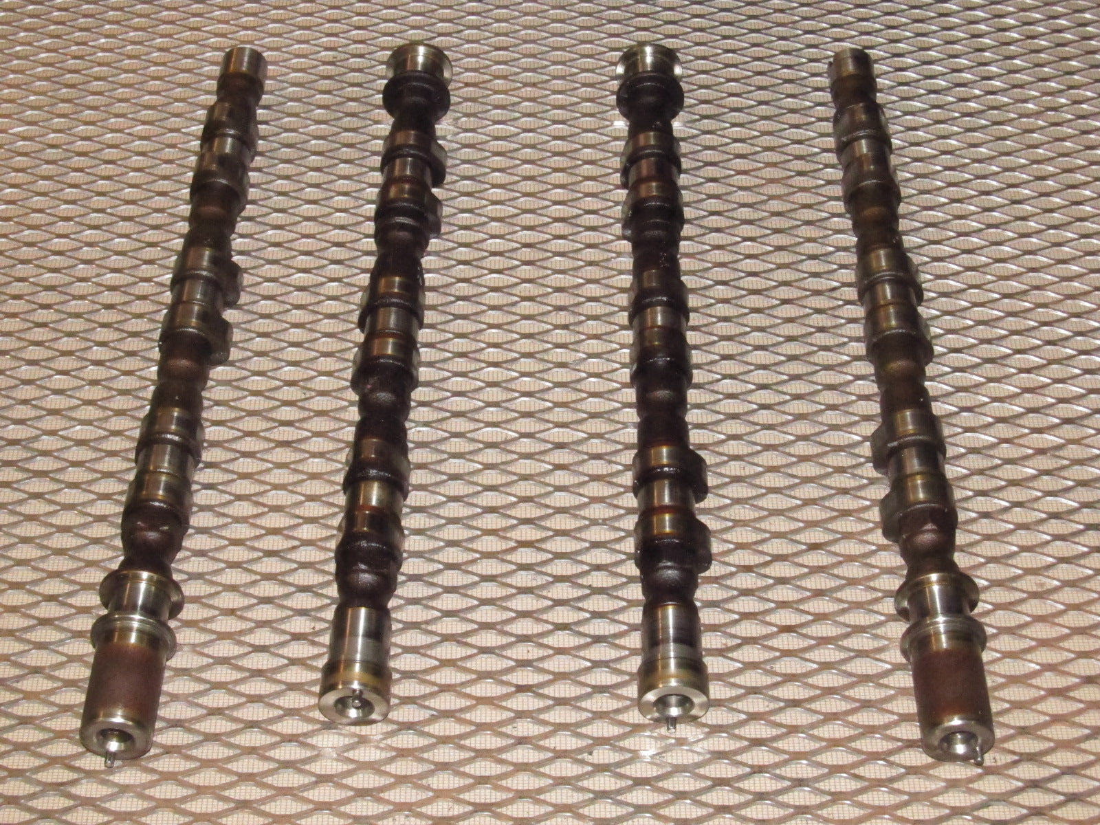 94 95 96 97 Mitsubishi 3000GT OEM Engine Camshaft - DOHC NA