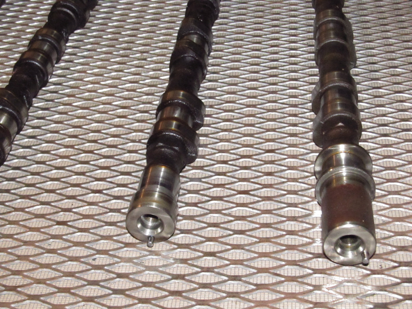 94 95 96 97 Mitsubishi 3000GT OEM Engine Camshaft - DOHC NA