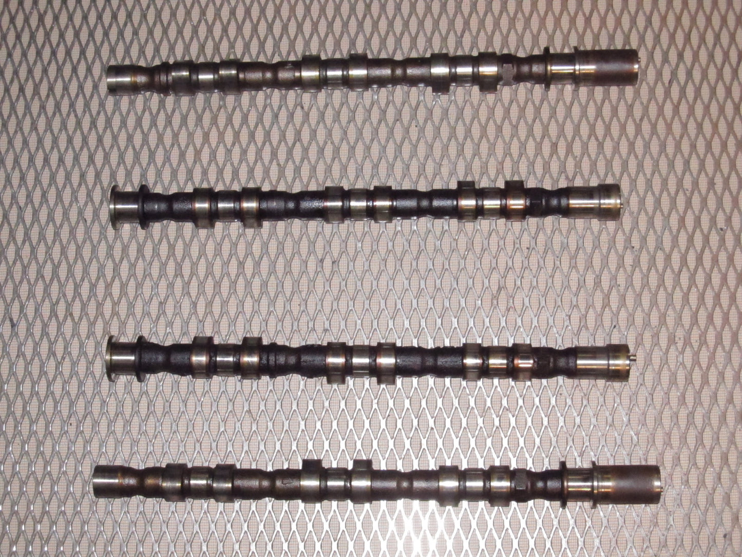 94 95 96 97 Mitsubishi 3000GT OEM Engine Camshaft - DOHC NA