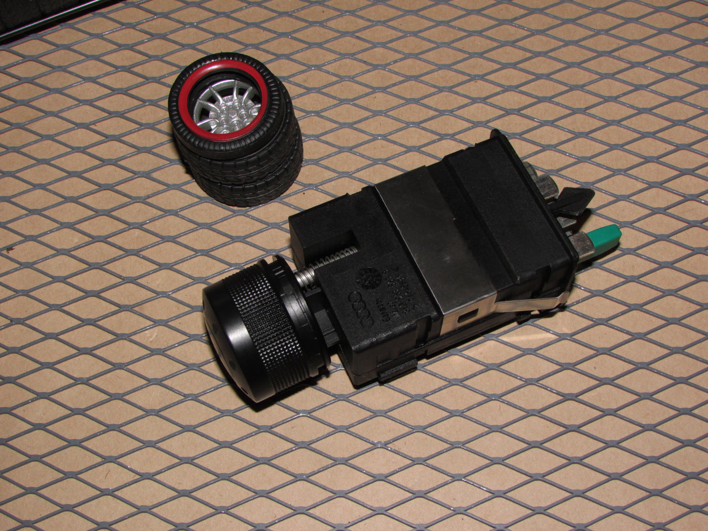 99 00 01 02 03 04 05 06 Audi TT OEM Heated Seat Switch - Right
