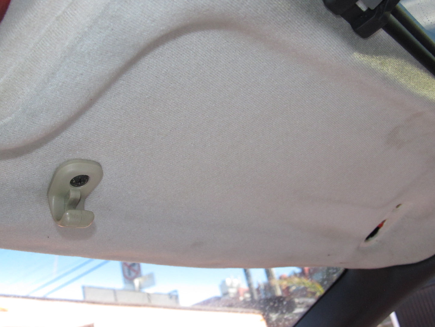 94 95 96 97 Mitsubishi 3000GT OEM Sun Visor Holder Clip - Right