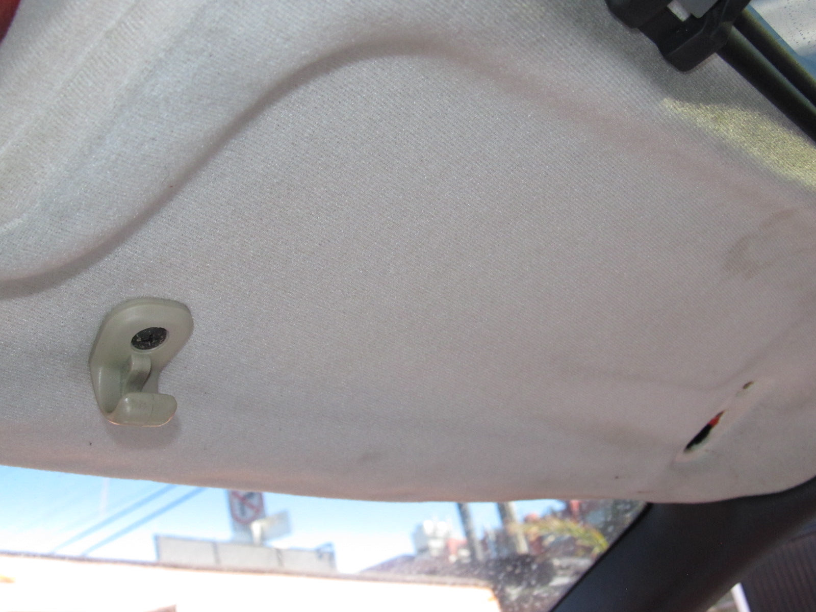 94 95 96 97 Mitsubishi 3000GT OEM Sun Visor Holder Clip - Right