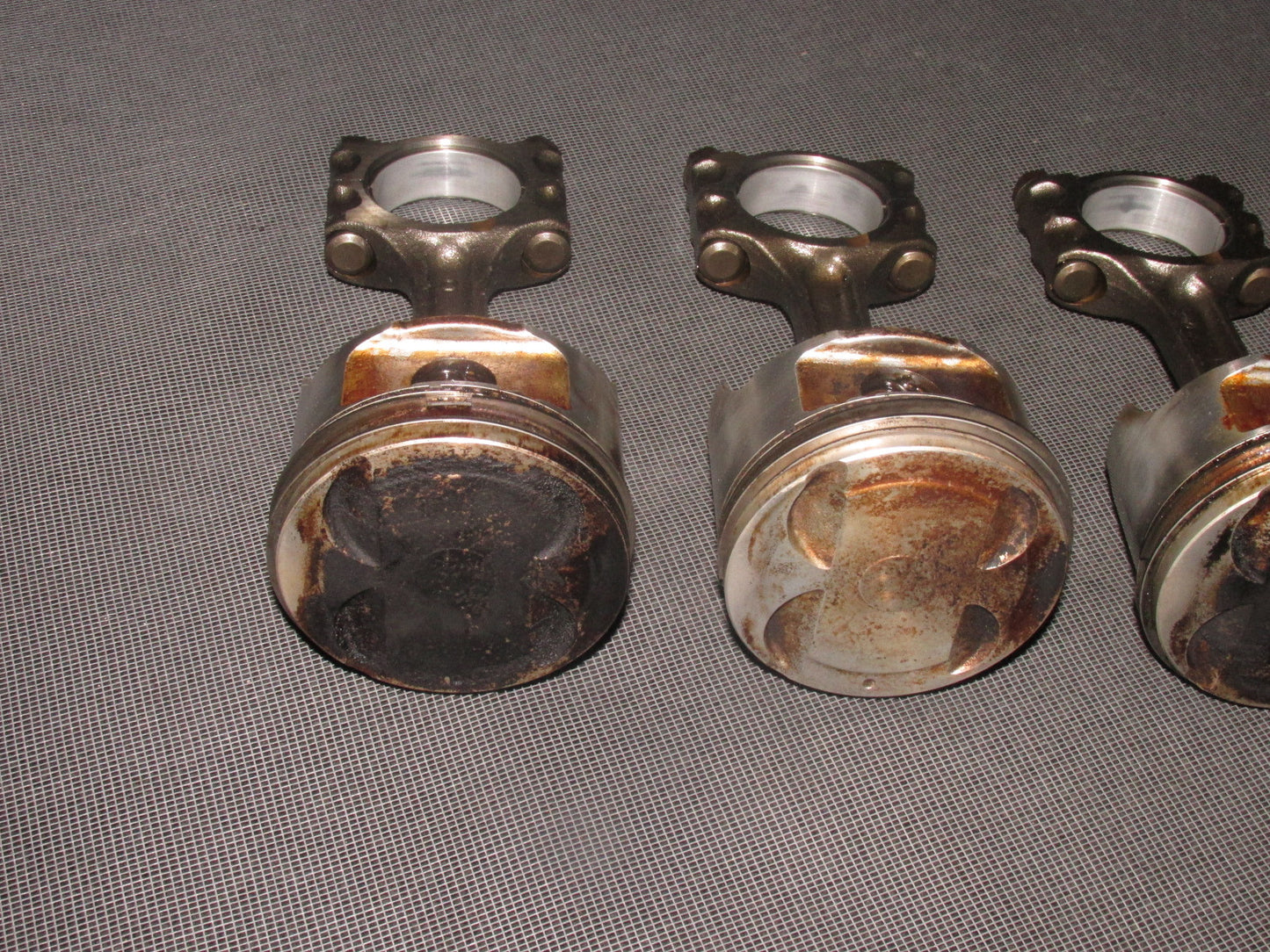 94 95 96 97 Mazda Miata OEM 1.8L Piston & Rod Set