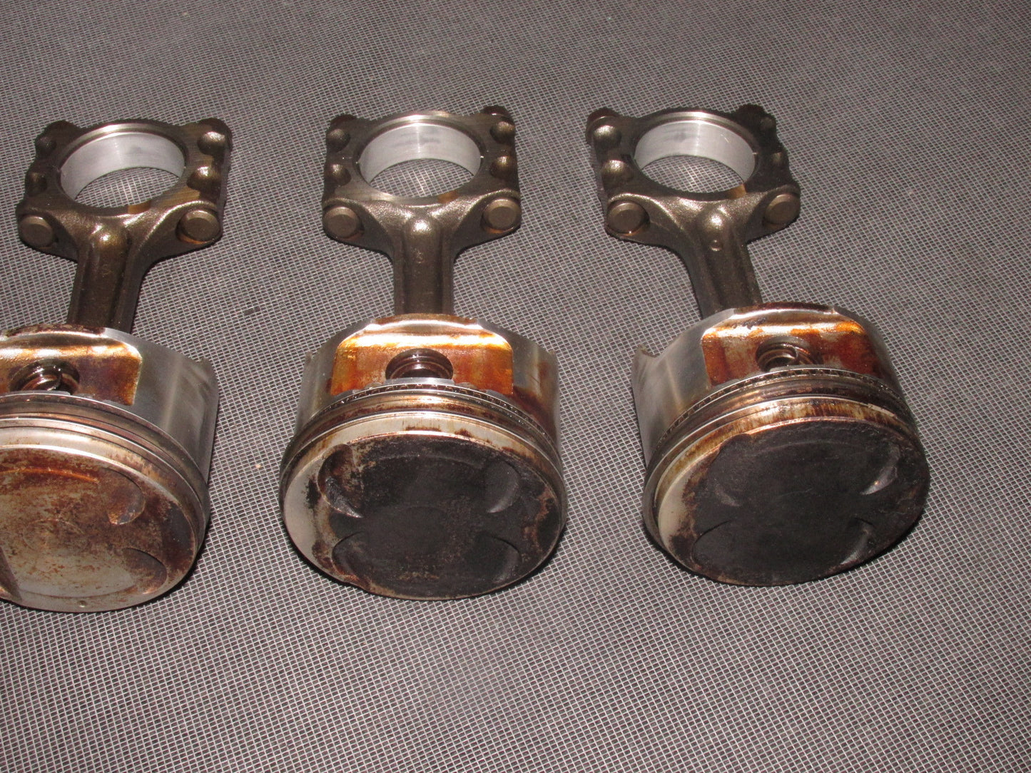 94 95 96 97 Mazda Miata OEM 1.8L Piston & Rod Set