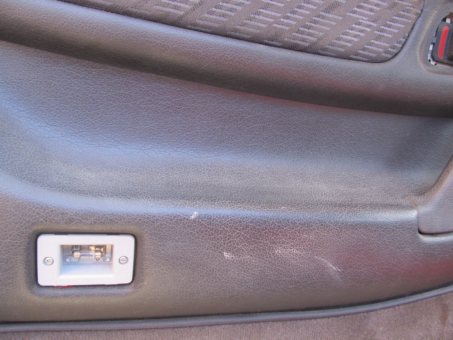 94 95 96 97 Mitsubishi 3000GT OEM Door Courtesy Light - Left