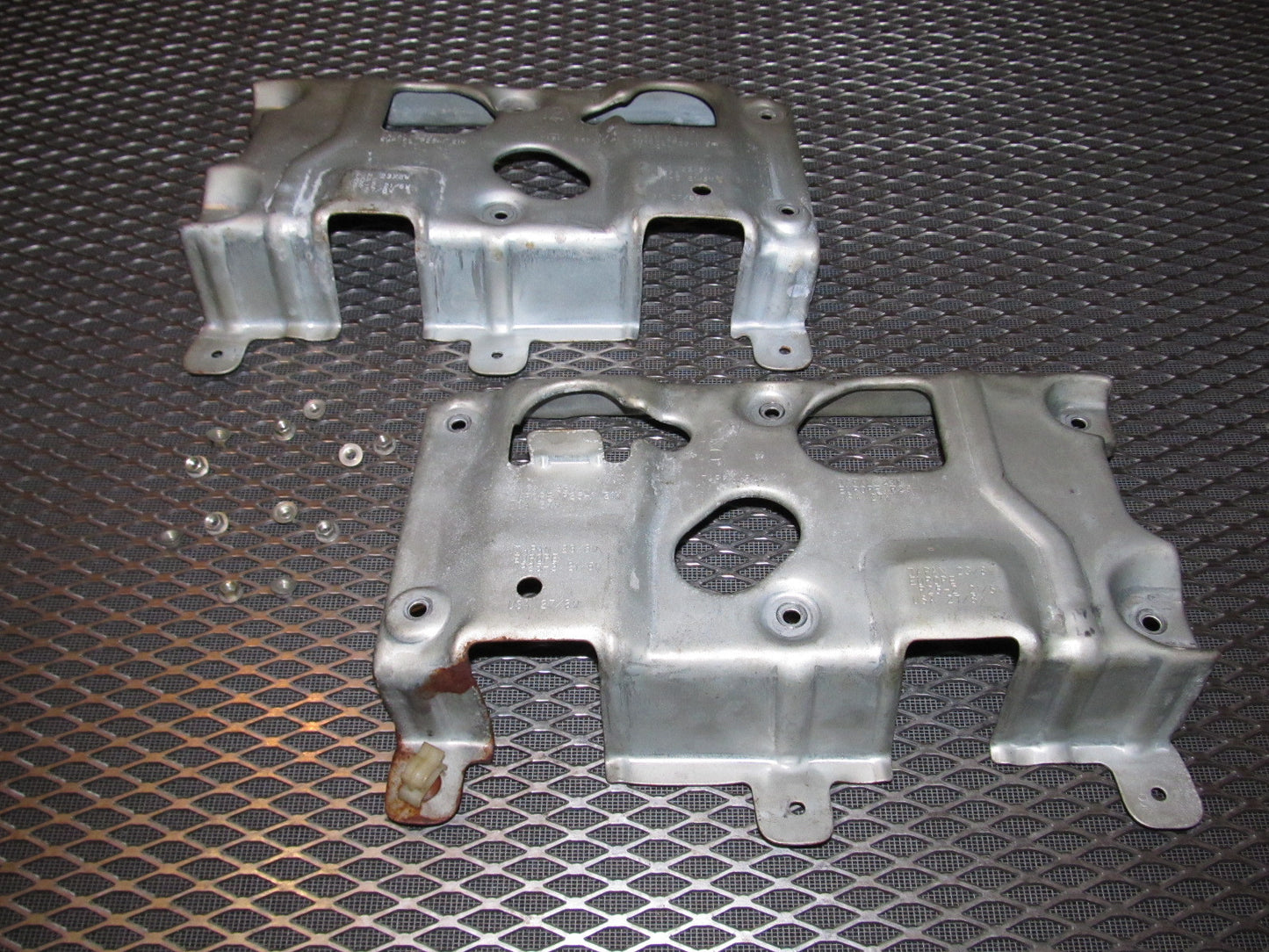 79 80 81 Datsun 280zx OEM Rear Tail Light Mounting Bracket Set