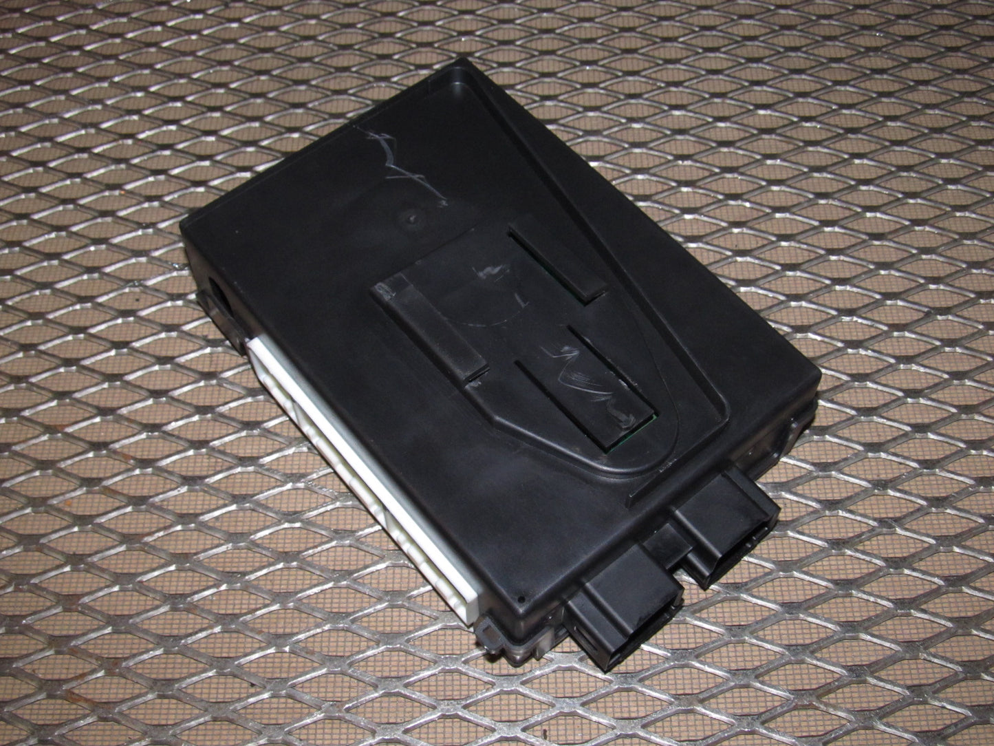 99-00 Ford Mustang OEM Multifunction Module Computer XR33-14B205-AD