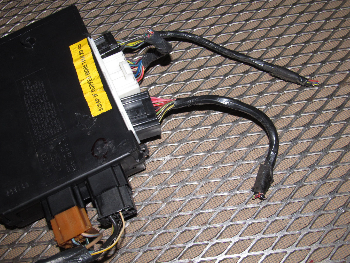 99-00 Ford Mustang OEM Multifunction Module Computer Pigtail Harness