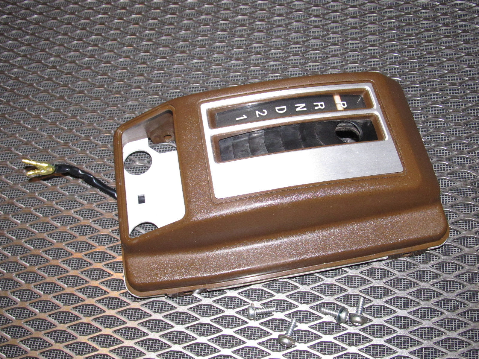 81 82 83 Datsun 280zx OEM A/T Shifter Bezel Cover Trim – Autopartone