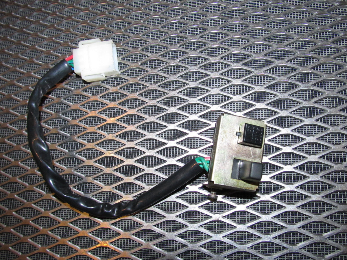 81 82 83 Datsun 280zx OEM Hazard Parking Switch – Autopartone