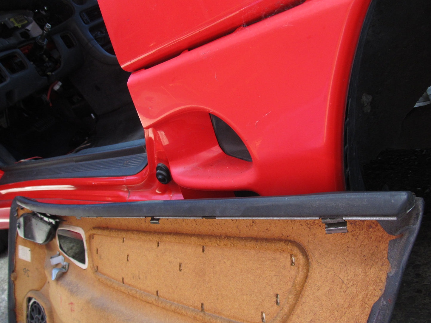 94 95 96 97 Mitsubishi 3000GT OEM Door Panel Window Guide Moulding - Left