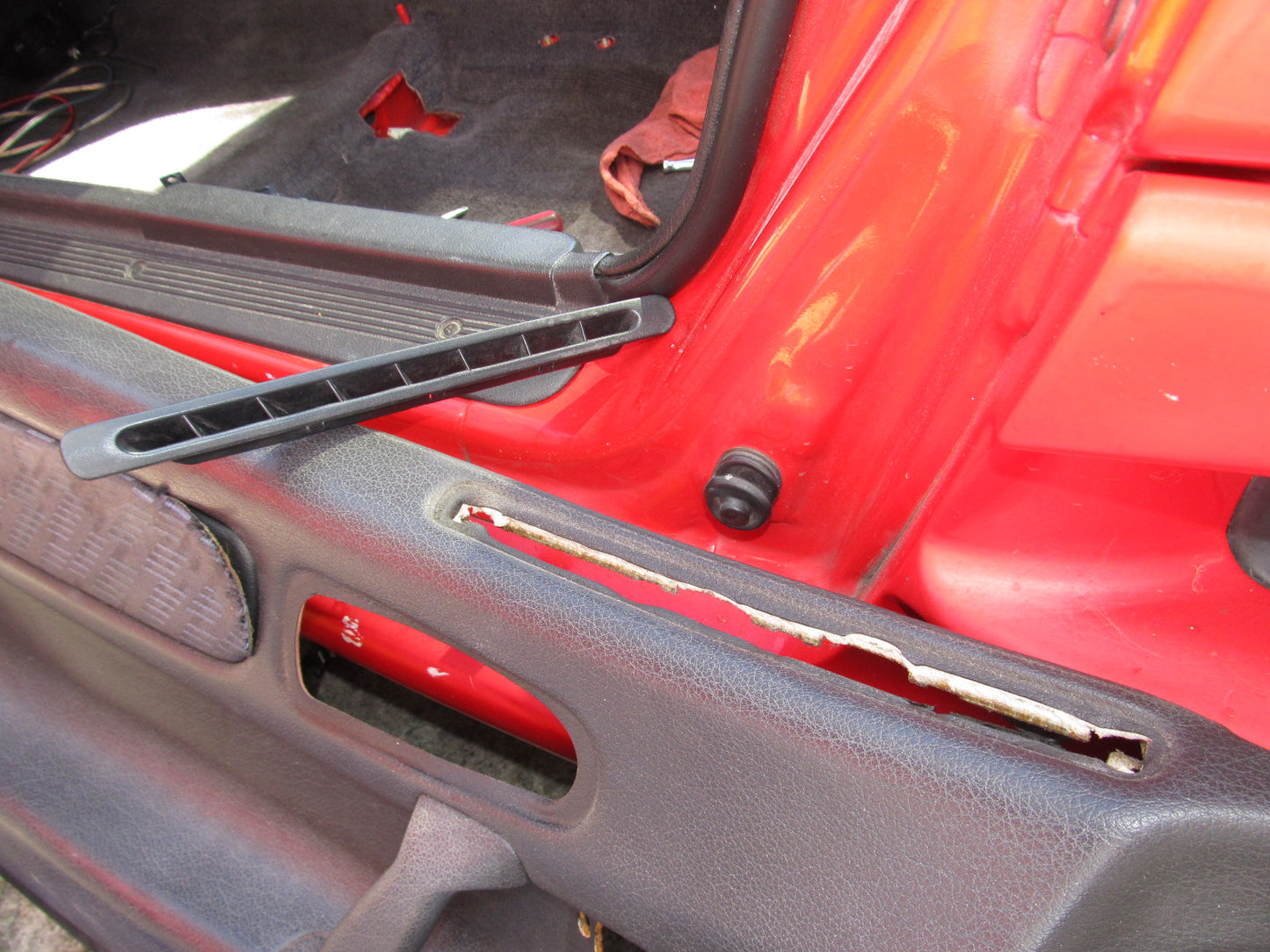 94 95 96 97 Mitsubishi 3000GT OEM Front Door Panel Window Defroster Vent - Left