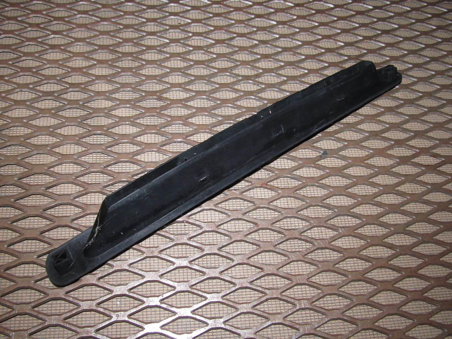 94 95 96 97 Mitsubishi 3000GT OEM Front Door Panel Window Defroster Vent - Left