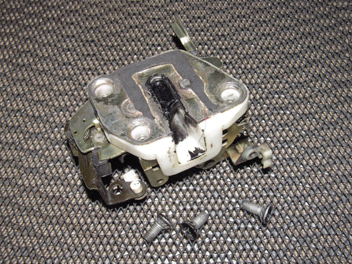 90-93 Mazda Miata OEM Door Latch - Left – Autopartone