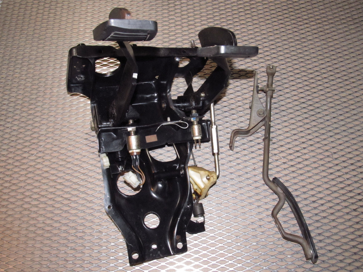 79 80 Datsun 280zx OEM Pedal Assembly - M/T
