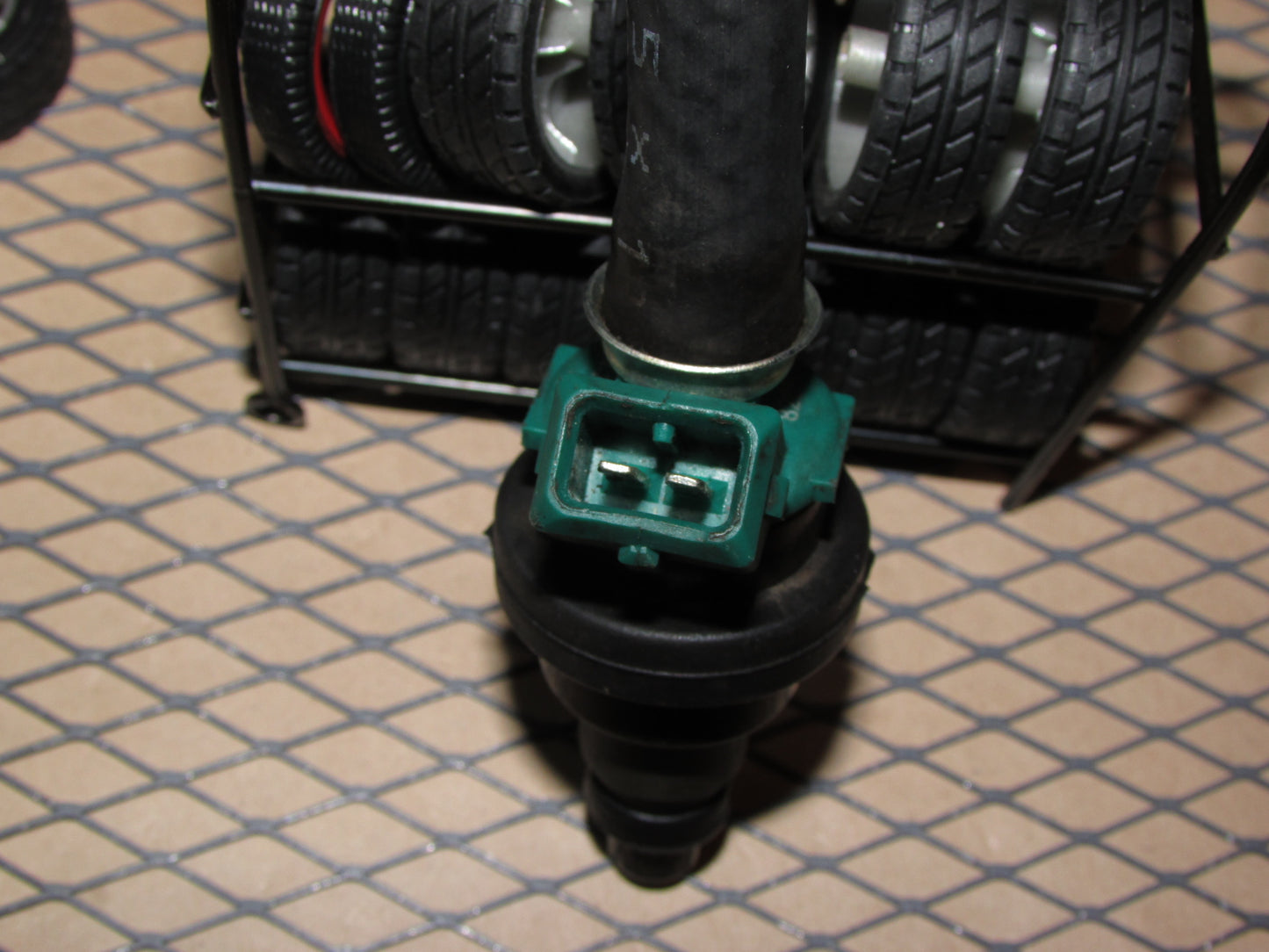 83 84 85 86 87 88 89 90 91 Volkswagen Vanagon OEM Fuel Injector & Hose