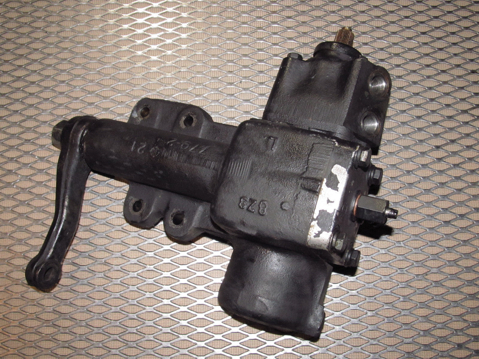 79 80 Datsun 280zx OEM Power Steering Gear Box
