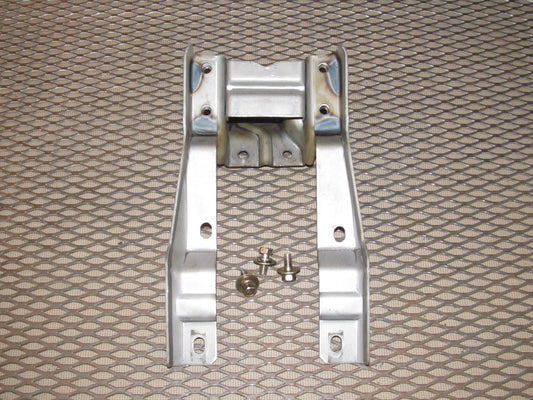 94 95 96 97 Mitsubishi 3000GT OEM Steering Column Mounting Bracket